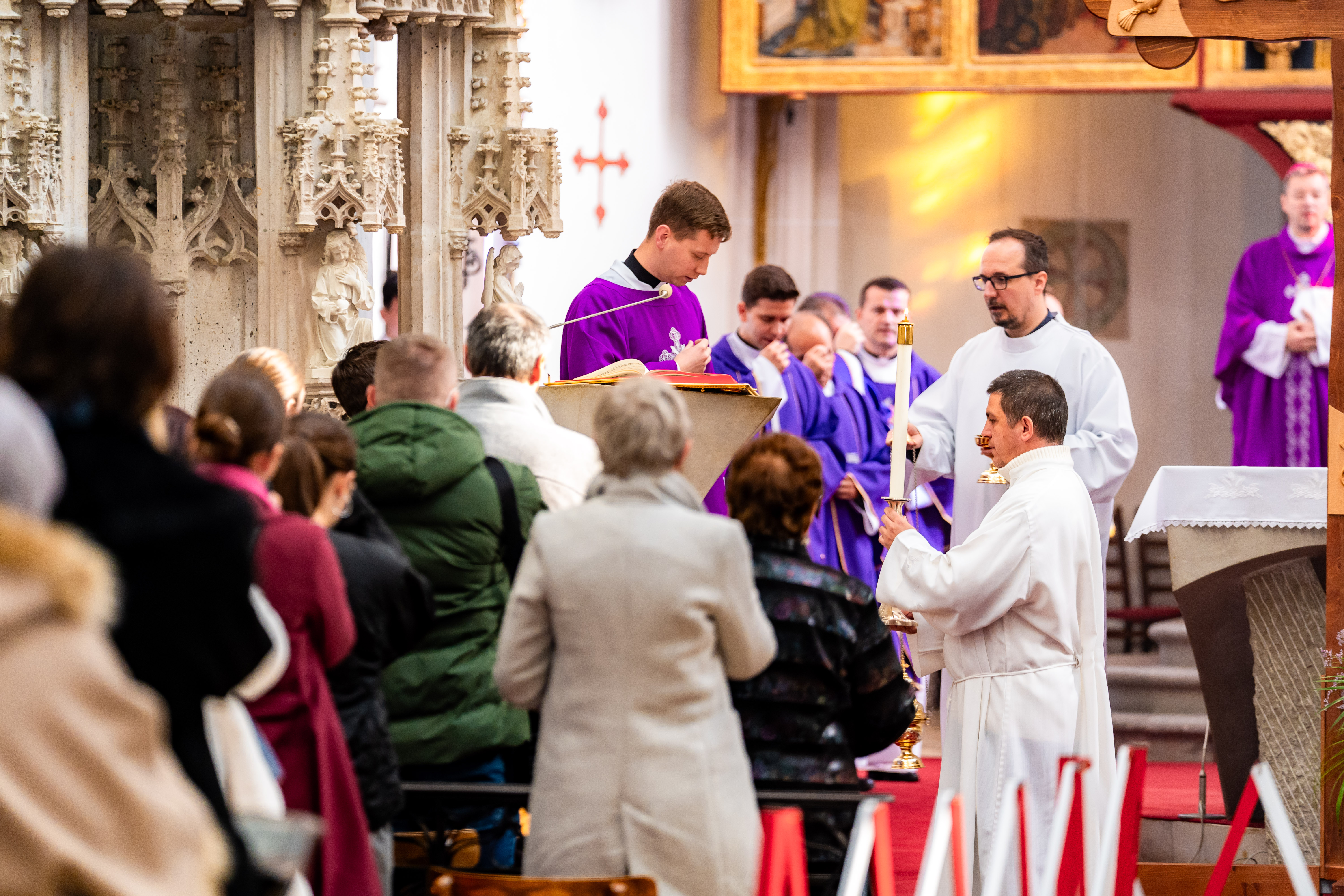 Sv. omsa za zosnulych biskupov a knazov kosickej arcidiecezy -6